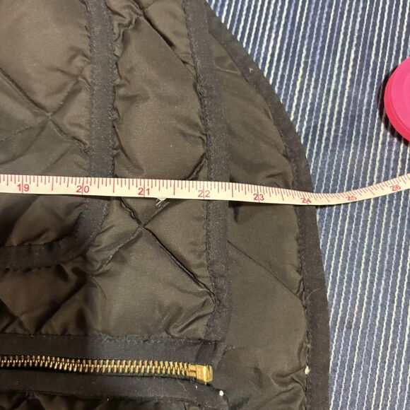J.Crew Vest Women’s S Black Quilted Puffer Down Filled Outdoor Layering Jacket - Picture 6 of 7